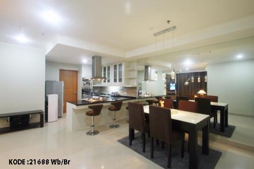Dijual Apartemen Hampton Park, Semi Furnish, Luas 170 Meter, Kode :21688 Wb/Br