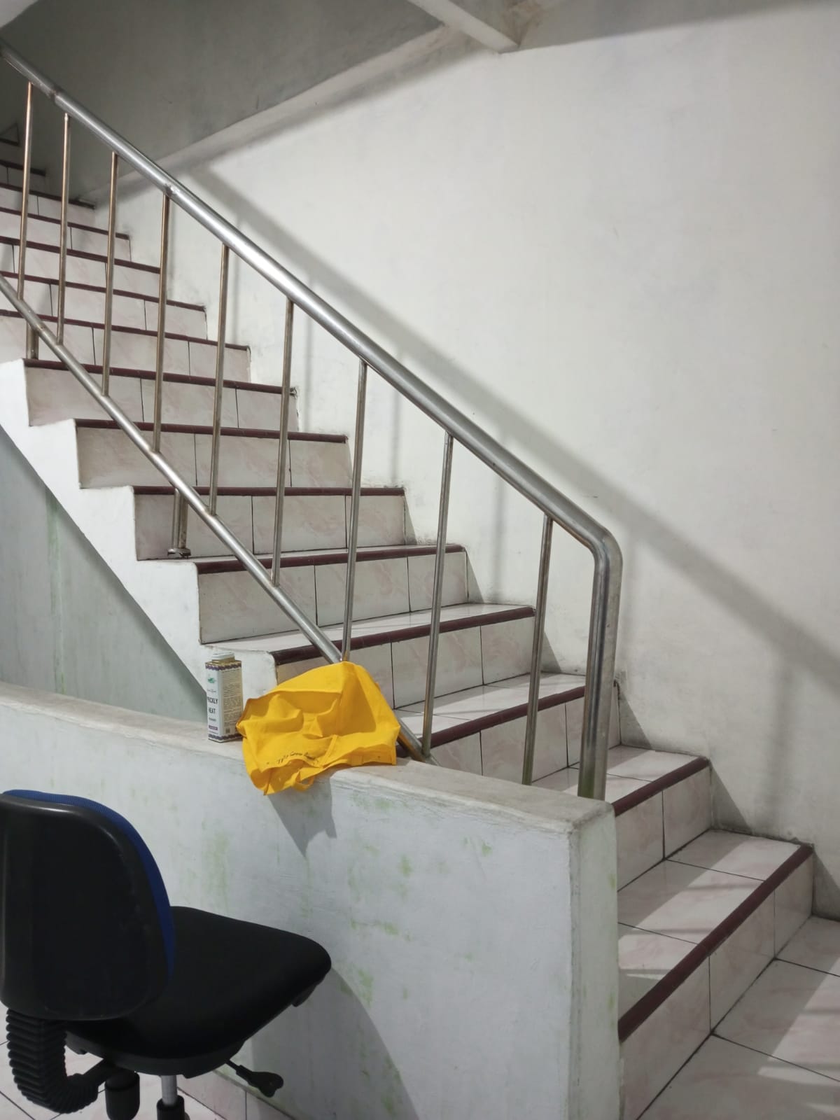 Dijual/Disewa Rumah Penjaringan, Semi Furnish, Luas 4x21 Meter, Kode :21345 Si Gallery