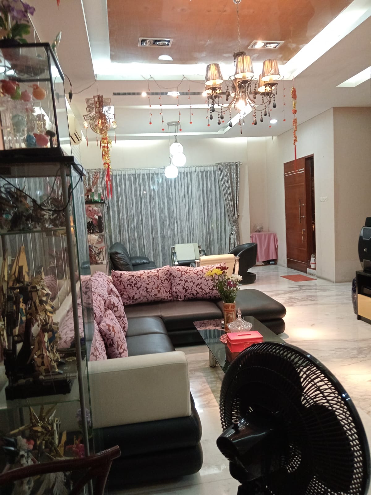 Dijual Rumah Kemayoran, Semi Furnish, Luas 9x17 Meter, Kode :16688 Js Gallery