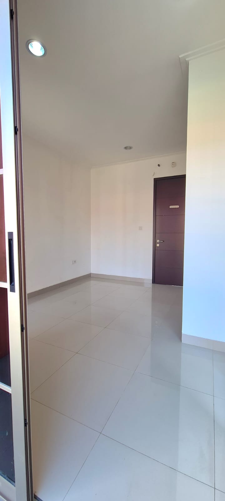 Dijual Rumah PIK, Luas 4x15 Meter, Kode :14035 Li  Gallery