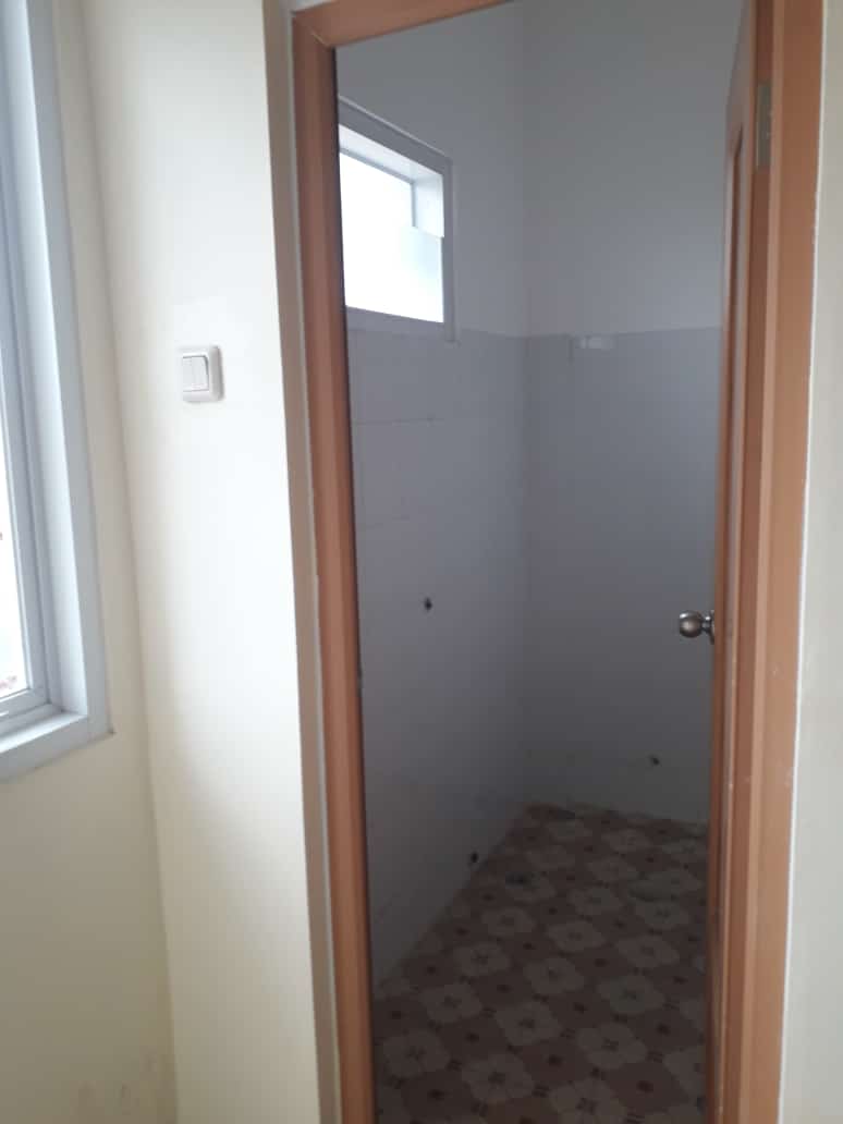 Dijual/Disewa Ruko Pesanggrahan, Strategis, Luas 147 Meter, Kode :21677 Wb/Br Gallery