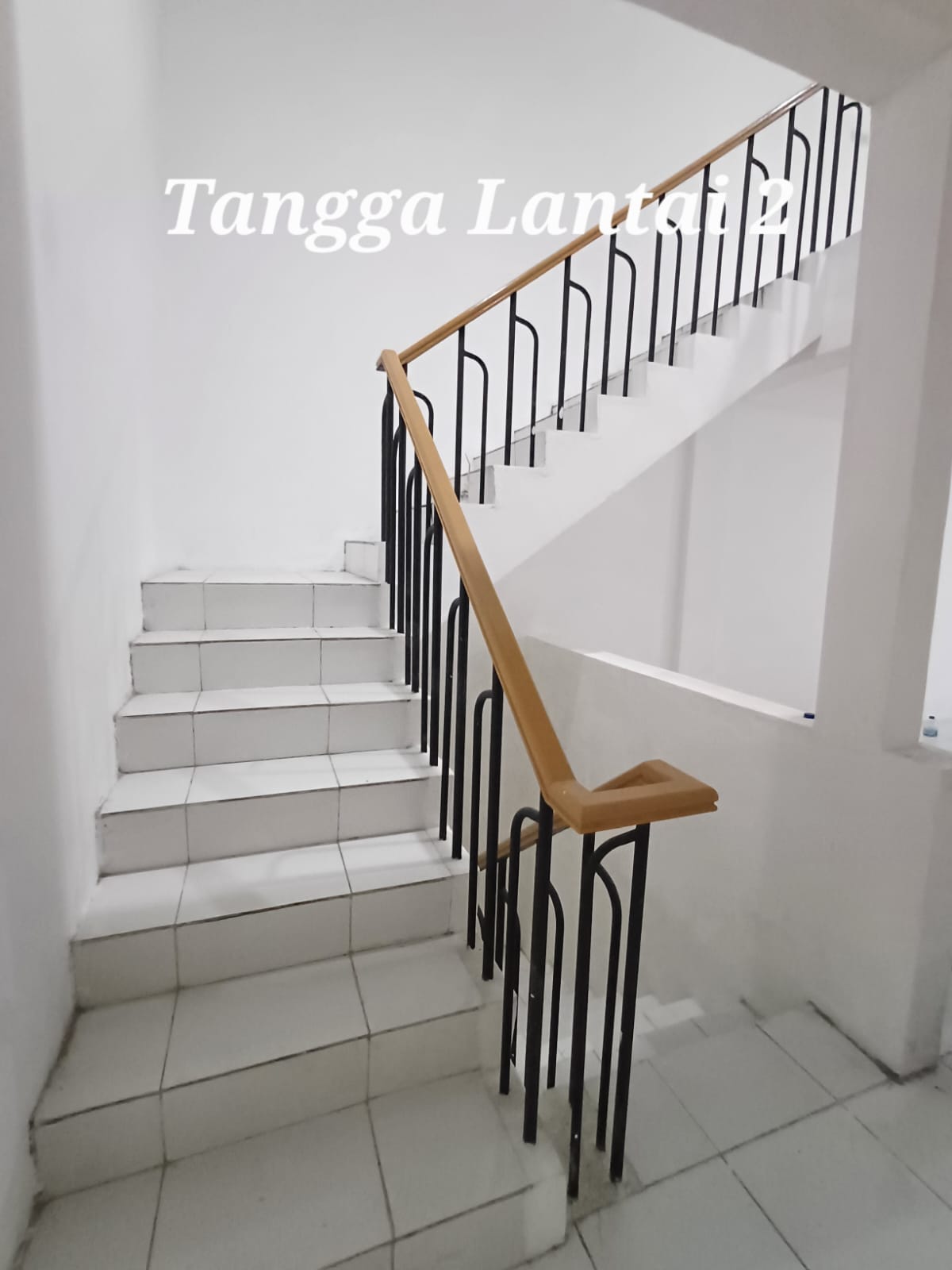 Dijual Ruko Kelapa Gading, Luas 4,5x17 Meter, Kode :21641 Br/Wb Gallery