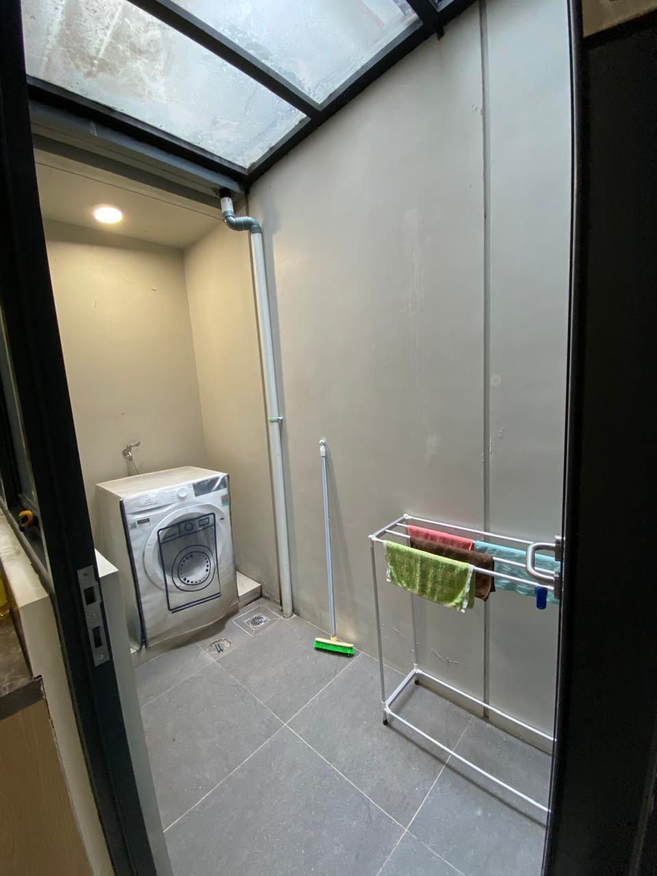 Dijual Rumah BSD, Full Furnish, Siap Huni, Luas 6x11 Meter, Kode :21628 Li Gallery