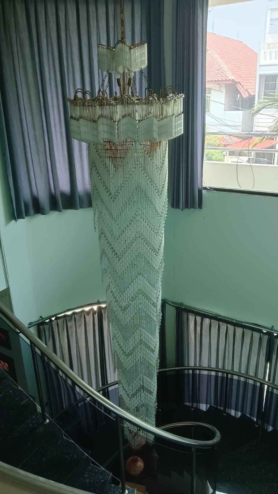 Dijual/Disewa Rumah Daan Mogot, Hook, Luas 18,6x19 Meter, Kode :21337 Si/Dj Gallery