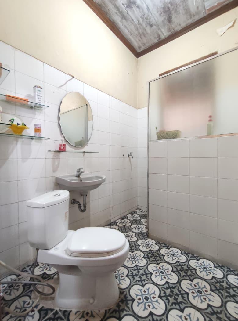 Dijual Rumah Kemang, Luas 1.212 Meter, Kode :21669 Br/Wb Gallery