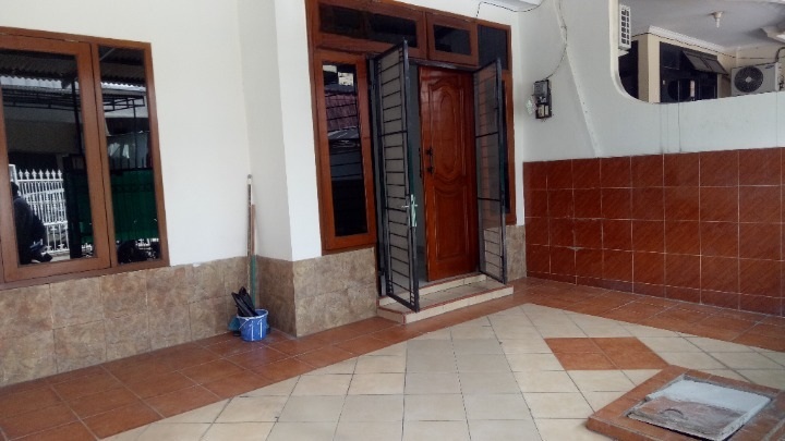 Disewa Rumah Sunter, Luas 6x16 Meter, Kode :15365 Si Gallery