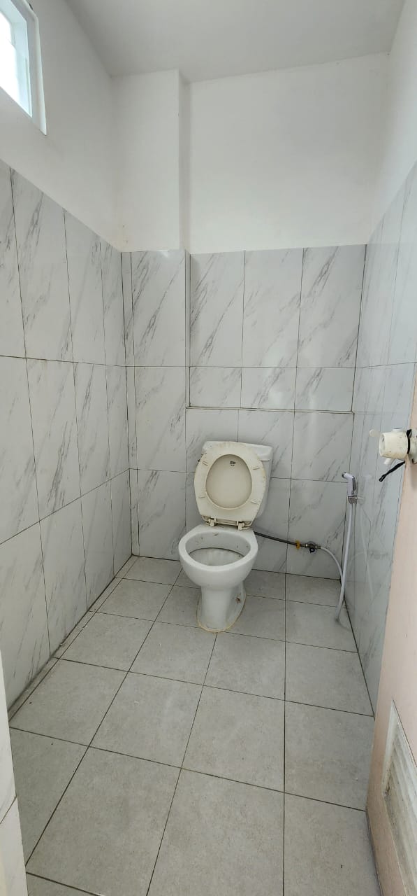    Dijual/Disewa Ruko Kebon Jeruk, Luas 4,3x25 Meter, Kode :21195 Ha Gallery