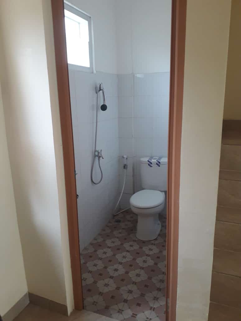 Dijual/Disewa Ruko Pesanggrahan, Strategis, Luas 142 Meter, Kode :21680 Wb/Br Gallery