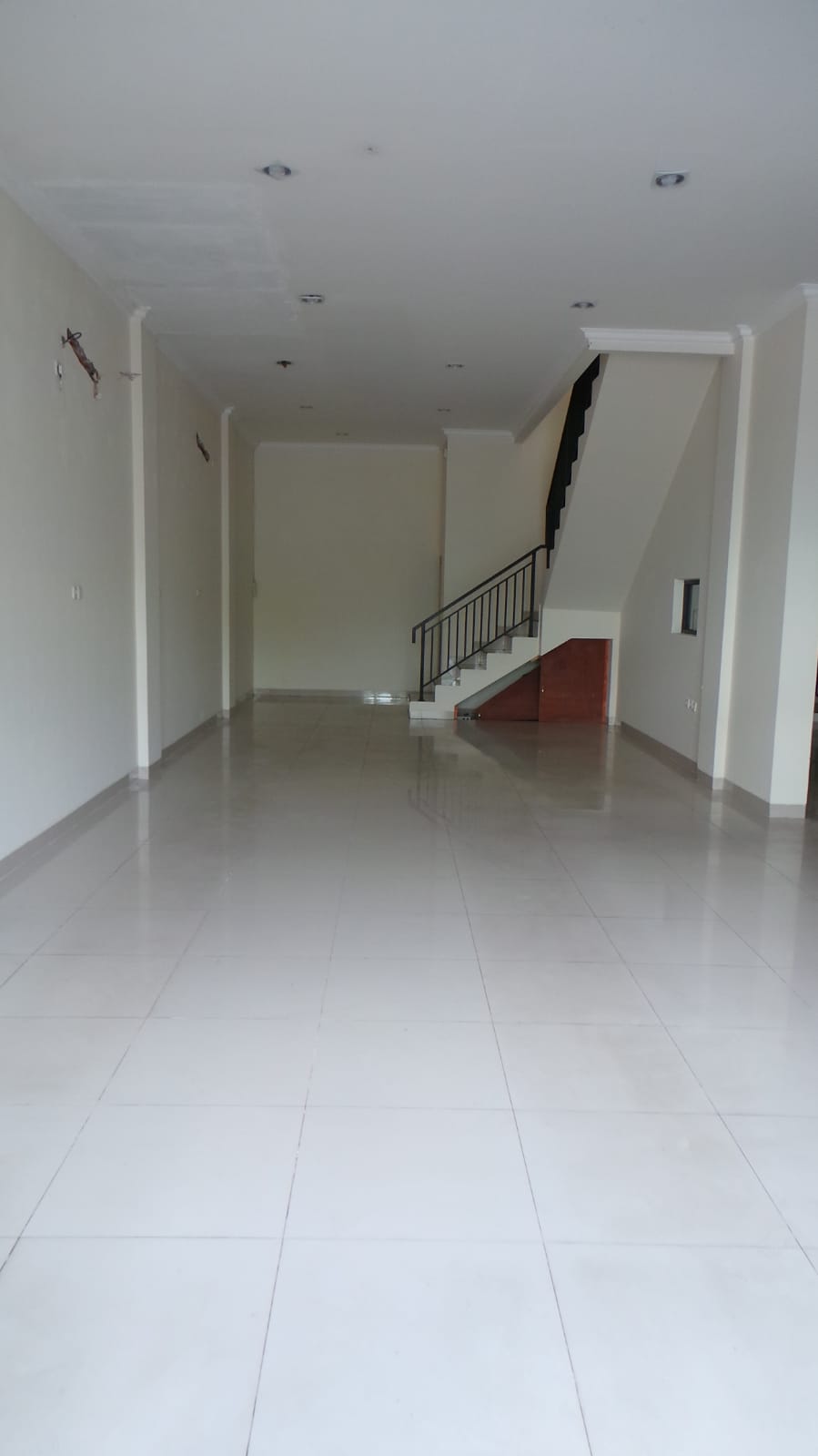 Disewa Ruko Gandeng Sunter, Luas 9x22 Meter, Kode :15505 Si/Bn Gallery