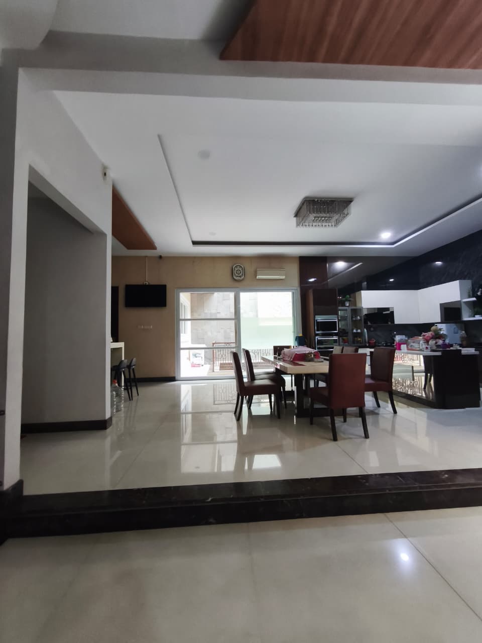 Dijual Rumah Sunter, Modern Classic, Luas 12x30 Meter, Kode :21330 Si Gallery