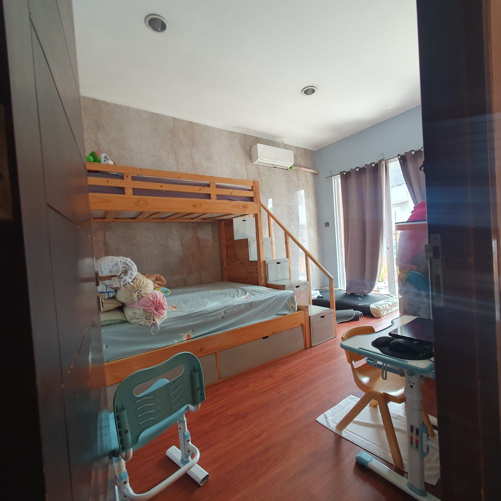 Dijual Rumah Kelapa Gading, Semi Furnish, Luas 8x16 Meter, Kode :21627 Wb/Ad Gallery