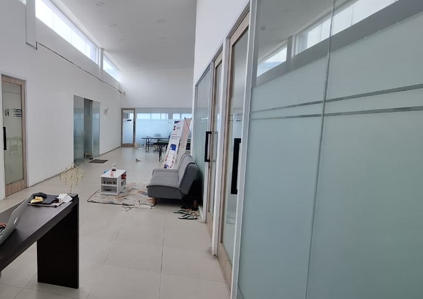 Dijual Gedung Kebayoran, Strategis, Luas 378 Meter, Kode :21389 Dj Gallery