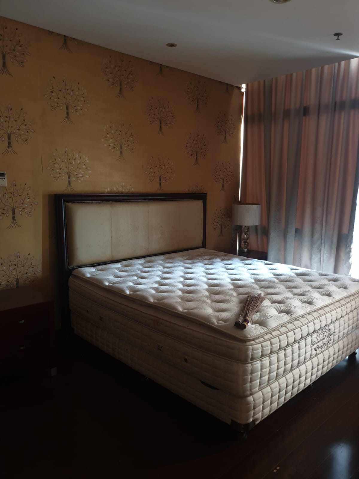Dijual Apartemen The Summit, Luas 145 Meter, Kode :19665 Ta Gallery