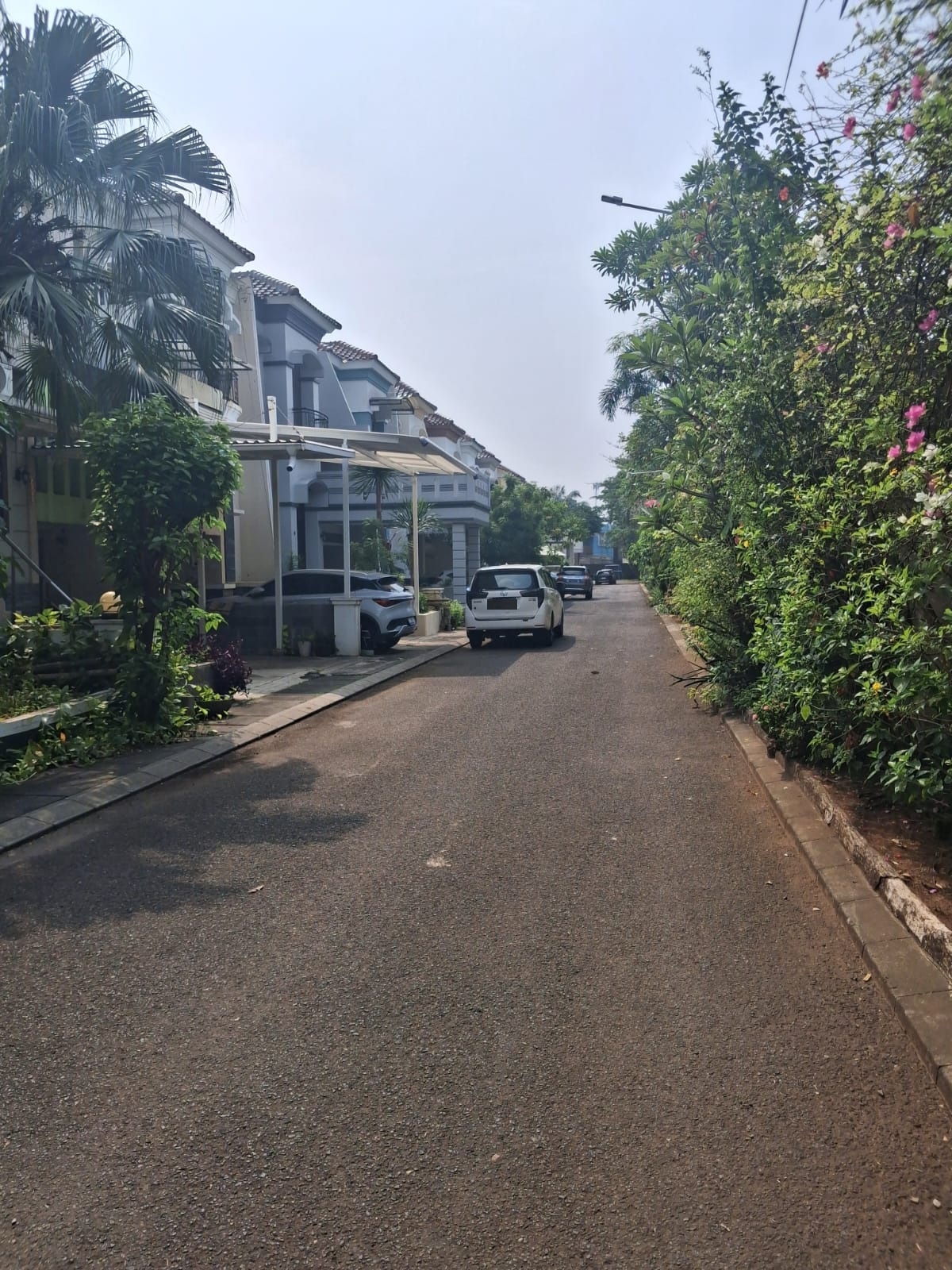 Disewa Rumah Sunter, Furnish, Luas 8x20 Meter, Kode :21498 Ha Gallery