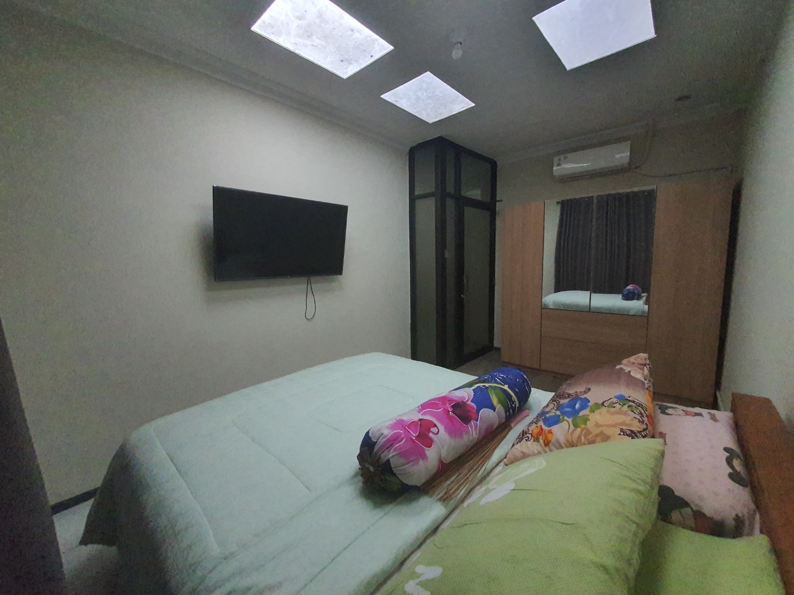   Dijual Rumah Kelapa Gading, Semi Furnish, Luas 6x18 Meter, Kode :21509 Si Gallery