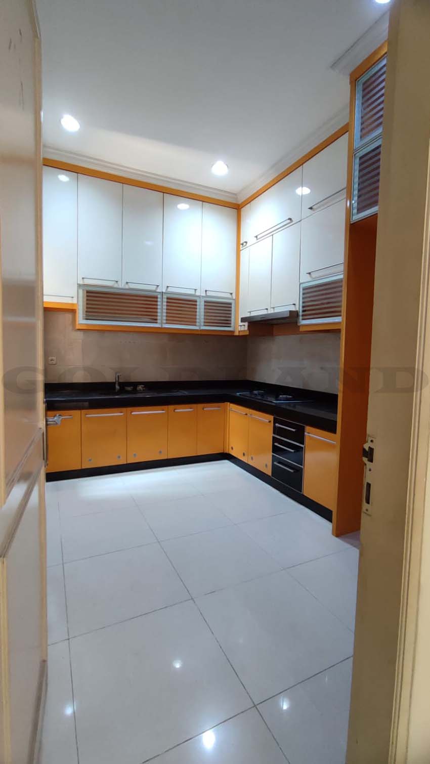 Dijual Rumah Sunter, Semi Furnish, Luas 8x21,5 Meter, Kode :18962 Si/Sm Gallery