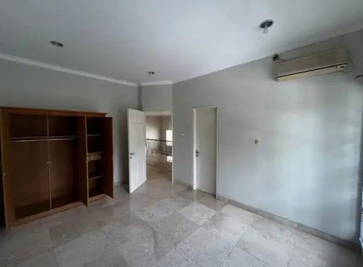 Disewa Rumah Ancol, Full Furnish, Luas 300 Meter, Kode :21487 Ha Gallery