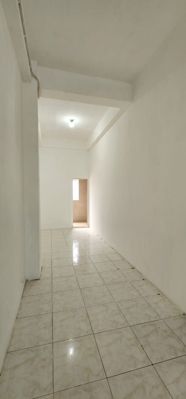    Dijual/Disewa Ruko Kebon Jeruk, Luas 4,3x25 Meter, Kode :21195 Ha Gallery