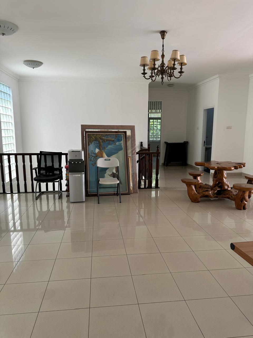 Disewa Rumah Sunter, Semi Furnish, Luas 14x27 Meter, Kode :21109 Ta Gallery