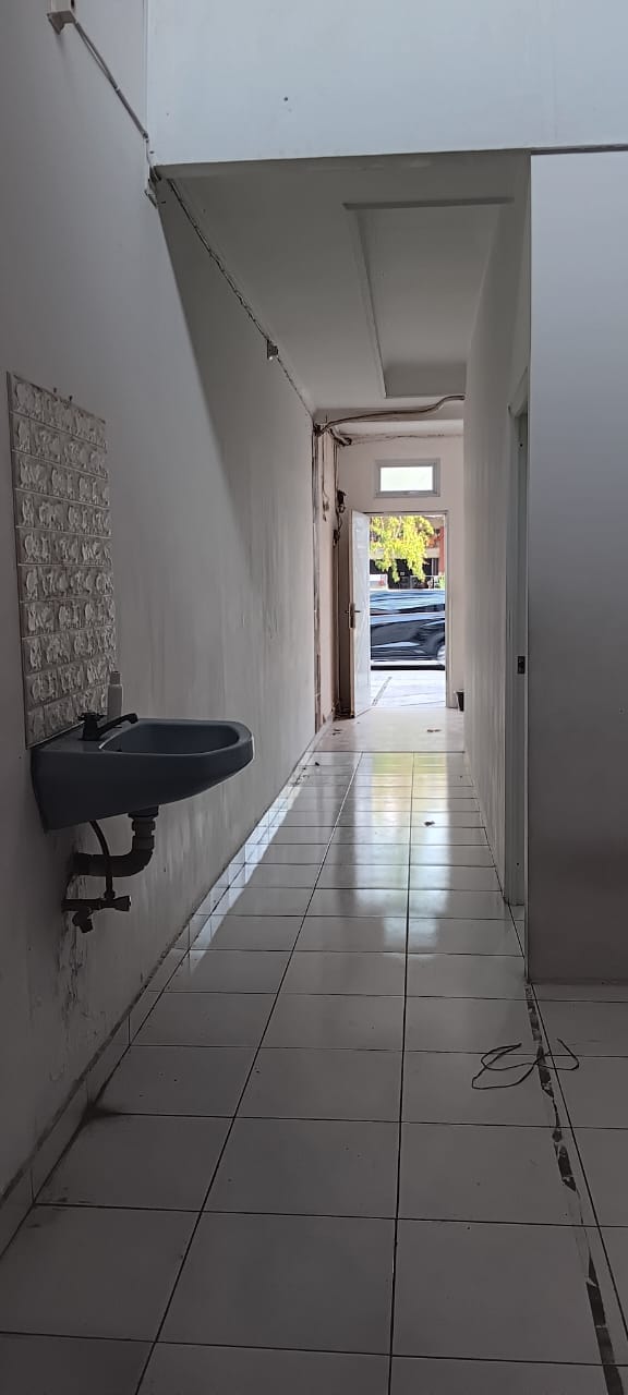 Disewa Ruko Harapan Indah, Luas 4x20 Meter, Kode :20965 Ha/Wb Gallery