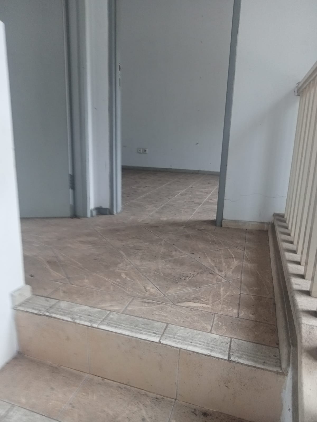 Dijual Rumang Karawaci, Luas 6x16 Meter, Kode :20775 Li Gallery